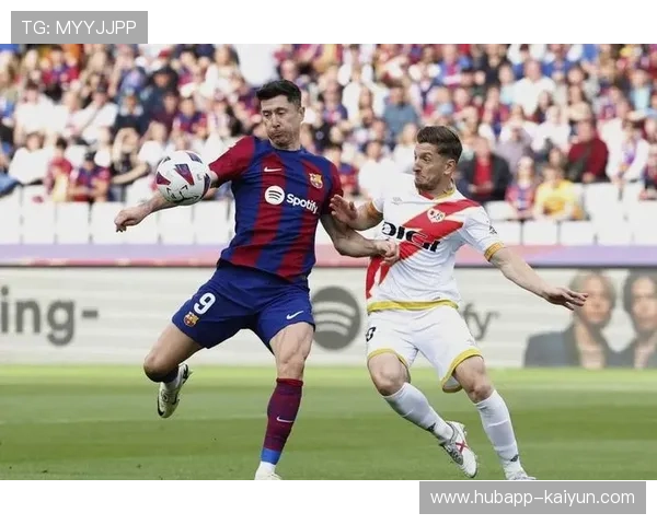 亚特兰大与布拉格斯拉维亚战平 双方错失关键机会无缘进球 亚特兰大与布拉格斯拉维亚战平 双方错失关键机会无缘进球