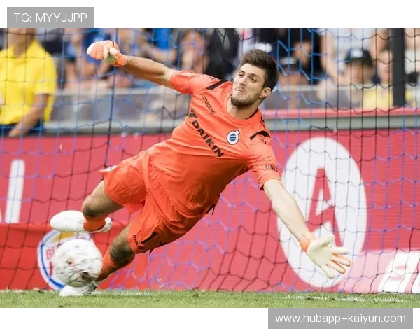 温哥华白帽携手J联赛球队共建青训体系推动足球新星成长 温哥华白帽携手J联赛球队共建青训体系推动足球新星成长